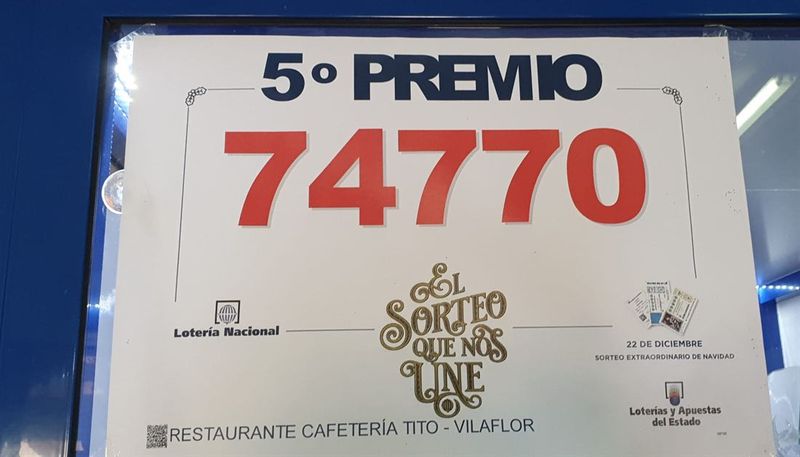 Poster: fifth prize 74770, Christmas draw, sold at Restaurante Cafetería Tito, Vilaflor